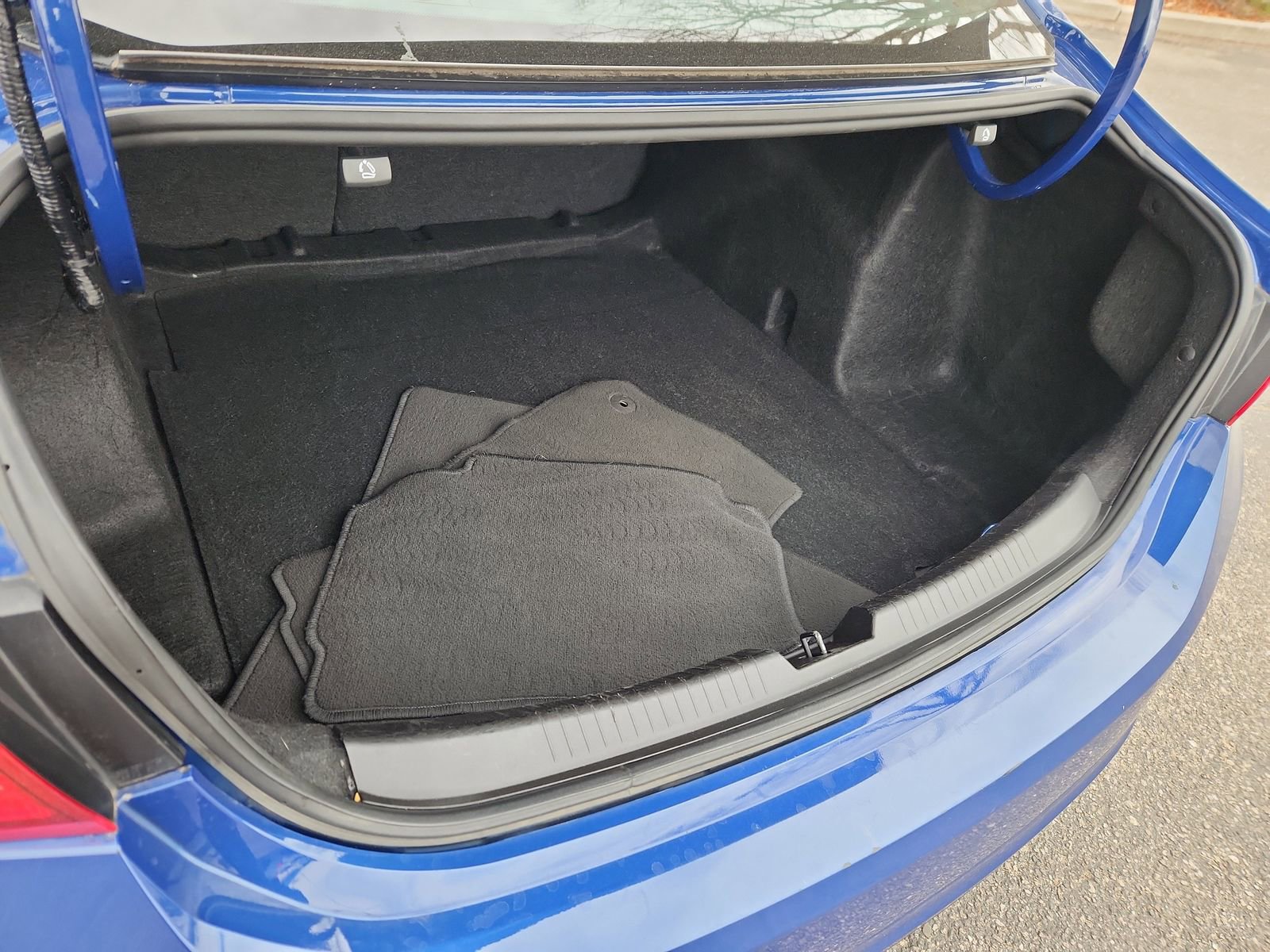 Used 2023 Chevrolet Malibu LT image 8