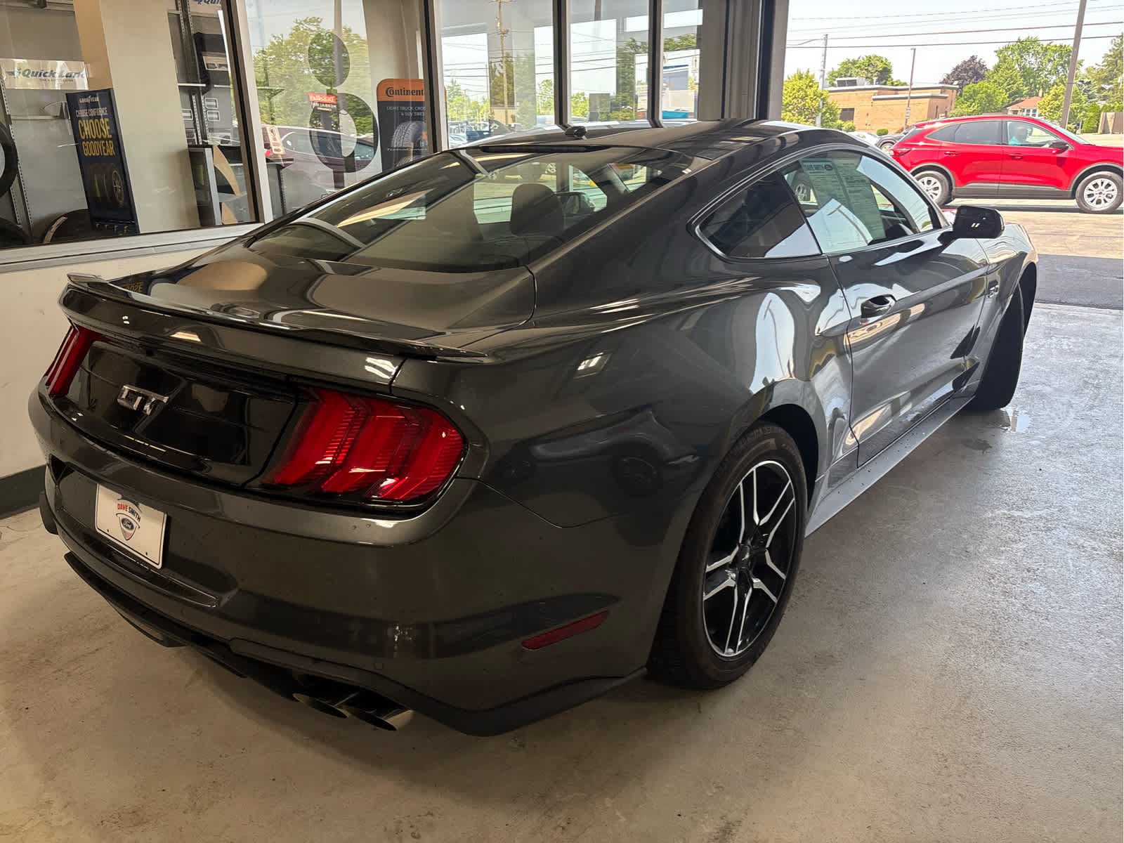 Used 2019 Ford Mustang GT RWD image 10