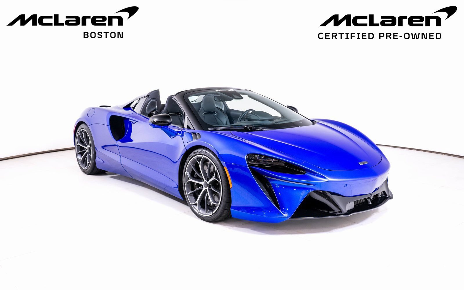 Used 2025 McLaren Artura Spider RWD image 9
