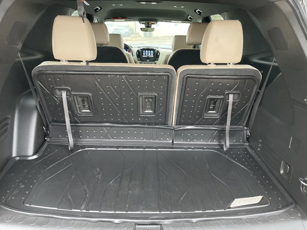 Used 2023 Chevrolet Traverse Premier w/ LPO, Floor Liner Package image 19