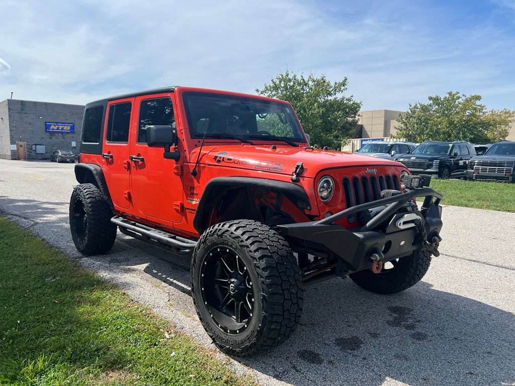 Used 2015 Jeep Wrangler Unlimited Sahara w/ Dual Top Group AWD/4WD image 7