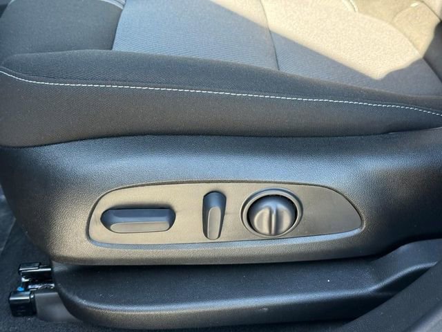 Used 2025 Chevrolet Blazer LT image 20