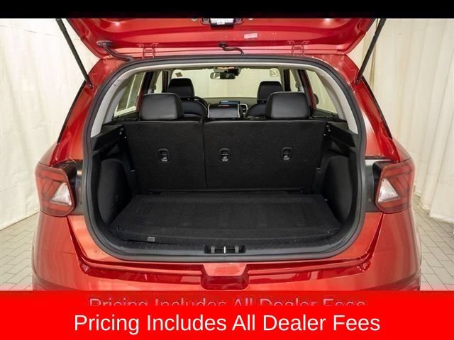Used 2024 Hyundai Venue Limited FWD image 5