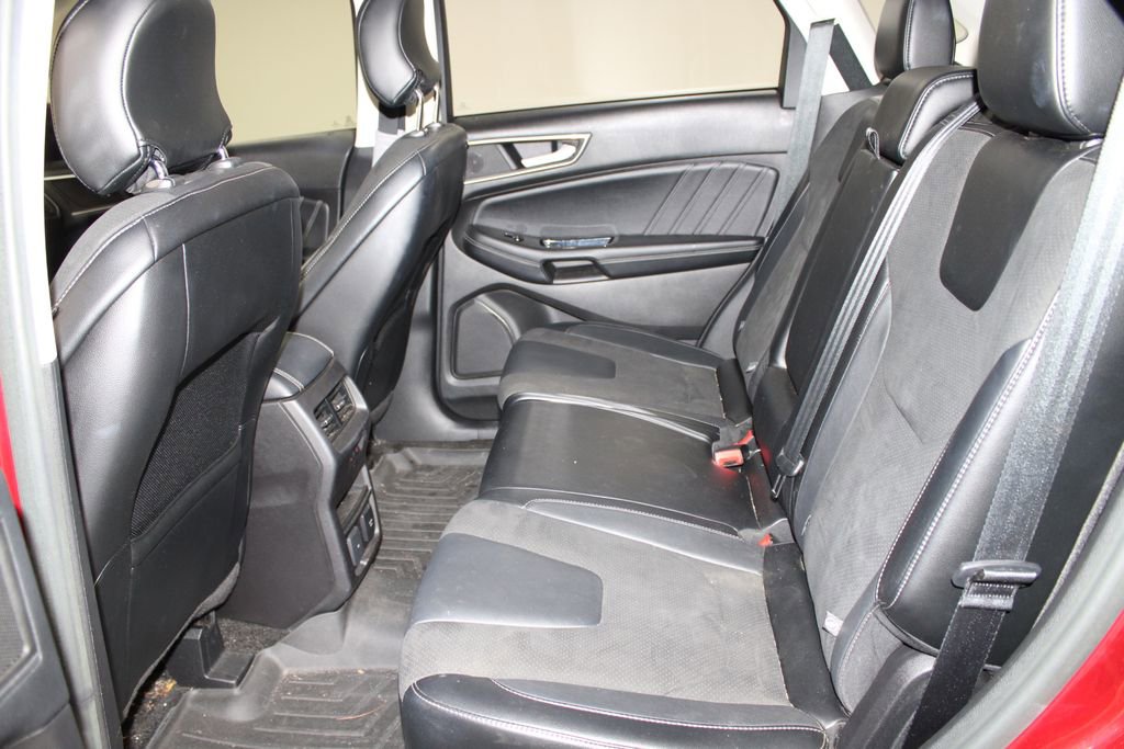 Used 2015 Ford Edge Sport w/ Equipment Group 401A image 19