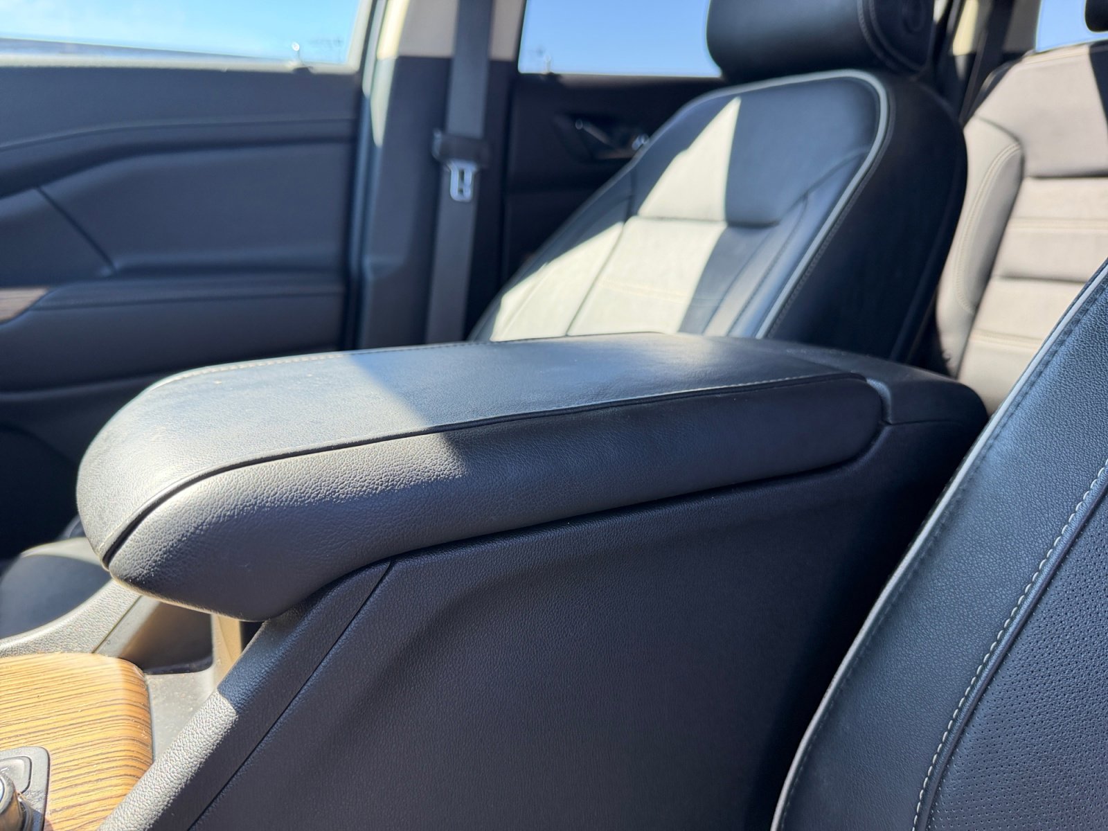 Used 2019 GMC Acadia Denali w/ Technology Package image 15