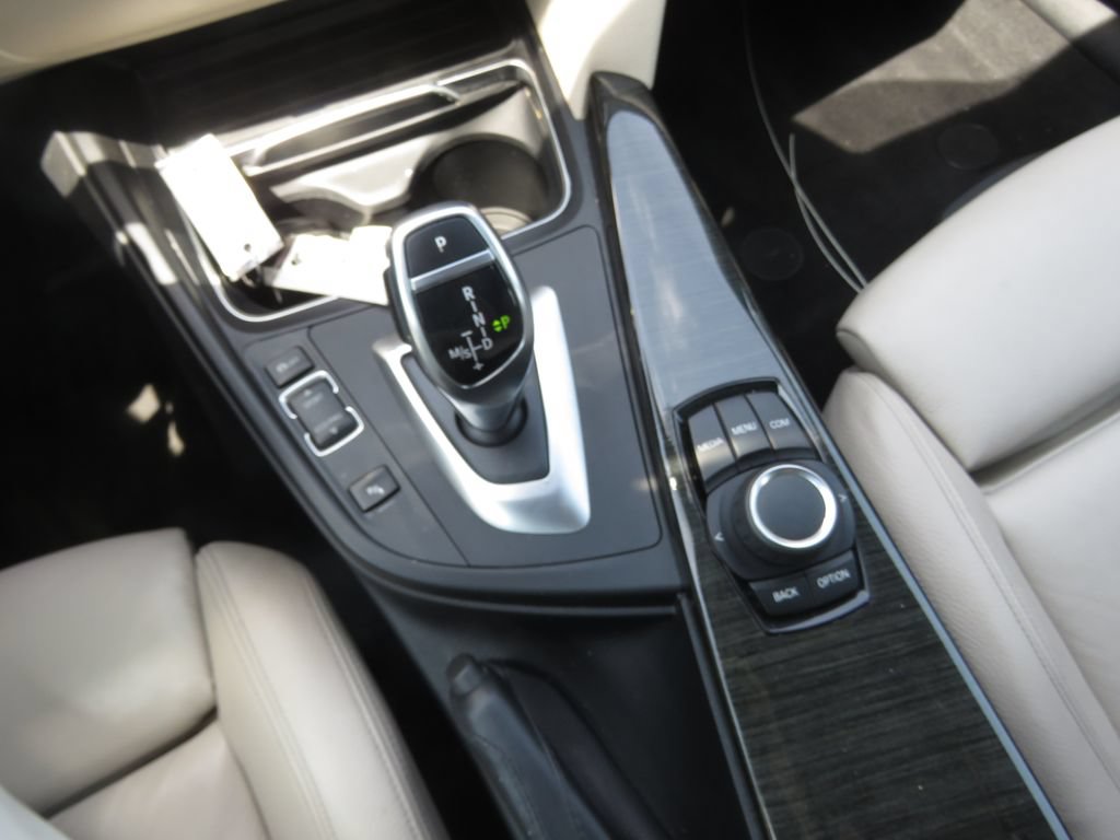 Used 2019 BMW 330i Gran Turismo xDrive w/ Convenience Package AWD/4WD image 24