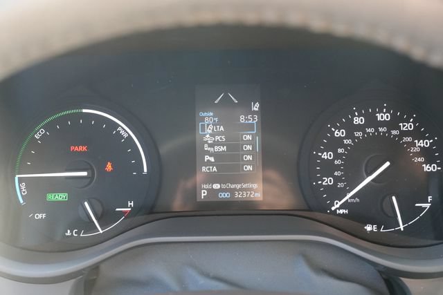 Used 2023 Toyota Sienna XLE FWD image 32