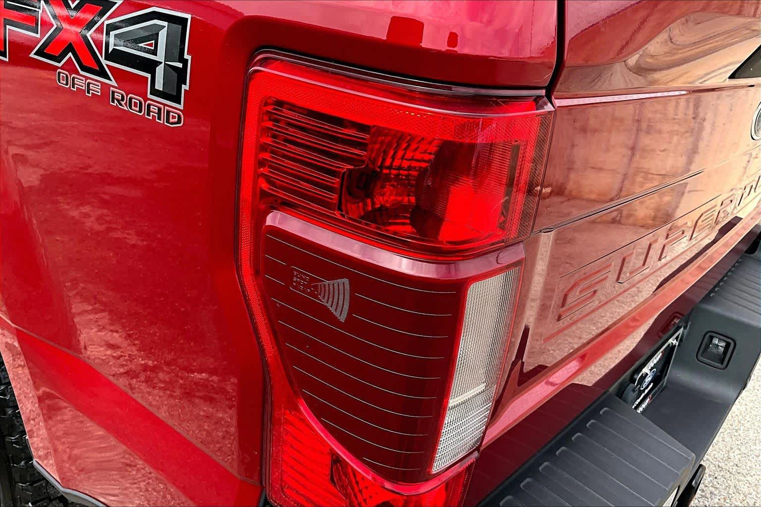 Used 2020 Ford F250 XLT w/ XLT Premium Package AWD/4WD image 28