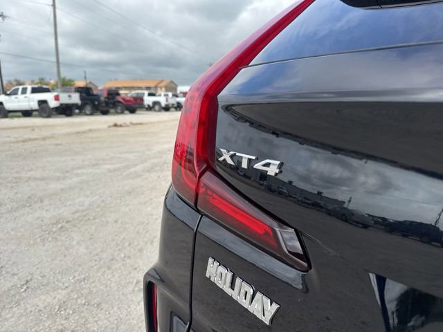 Used 2025 Cadillac XT4 Premium Luxury FWD image 9