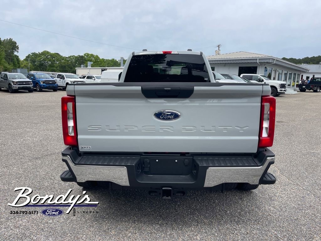 Used 2026 Ford F450 XLT w/ FX4 Off-Road Package image 13