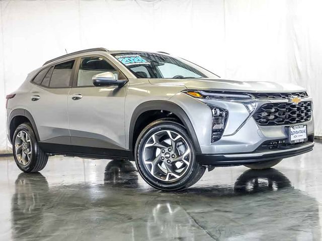 Certified 2025 Chevrolet Trax LT FWD video 2