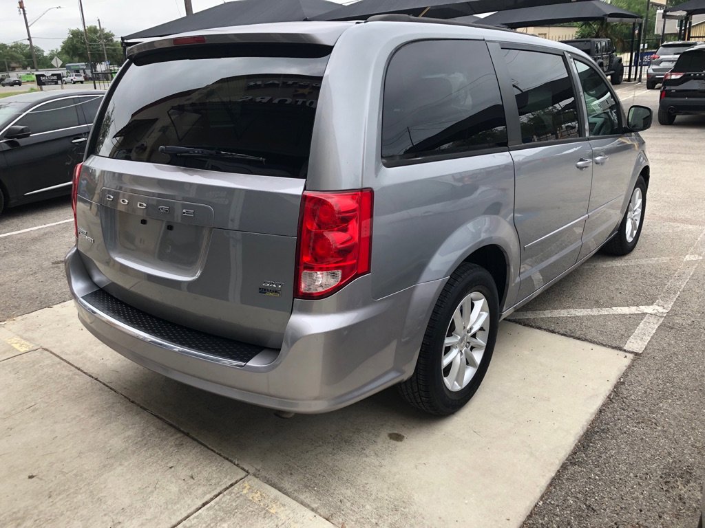 Used 2014 Dodge Grand Caravan SXT FWD image 5