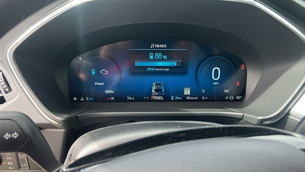 New 2025 Ford Escape Plug-in Hybrid w/ PHEV Premium Package image 17