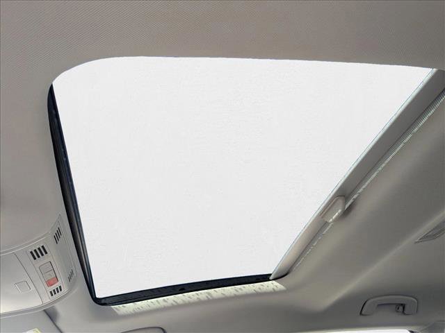 New 2025 Volkswagen Jetta SE image 5