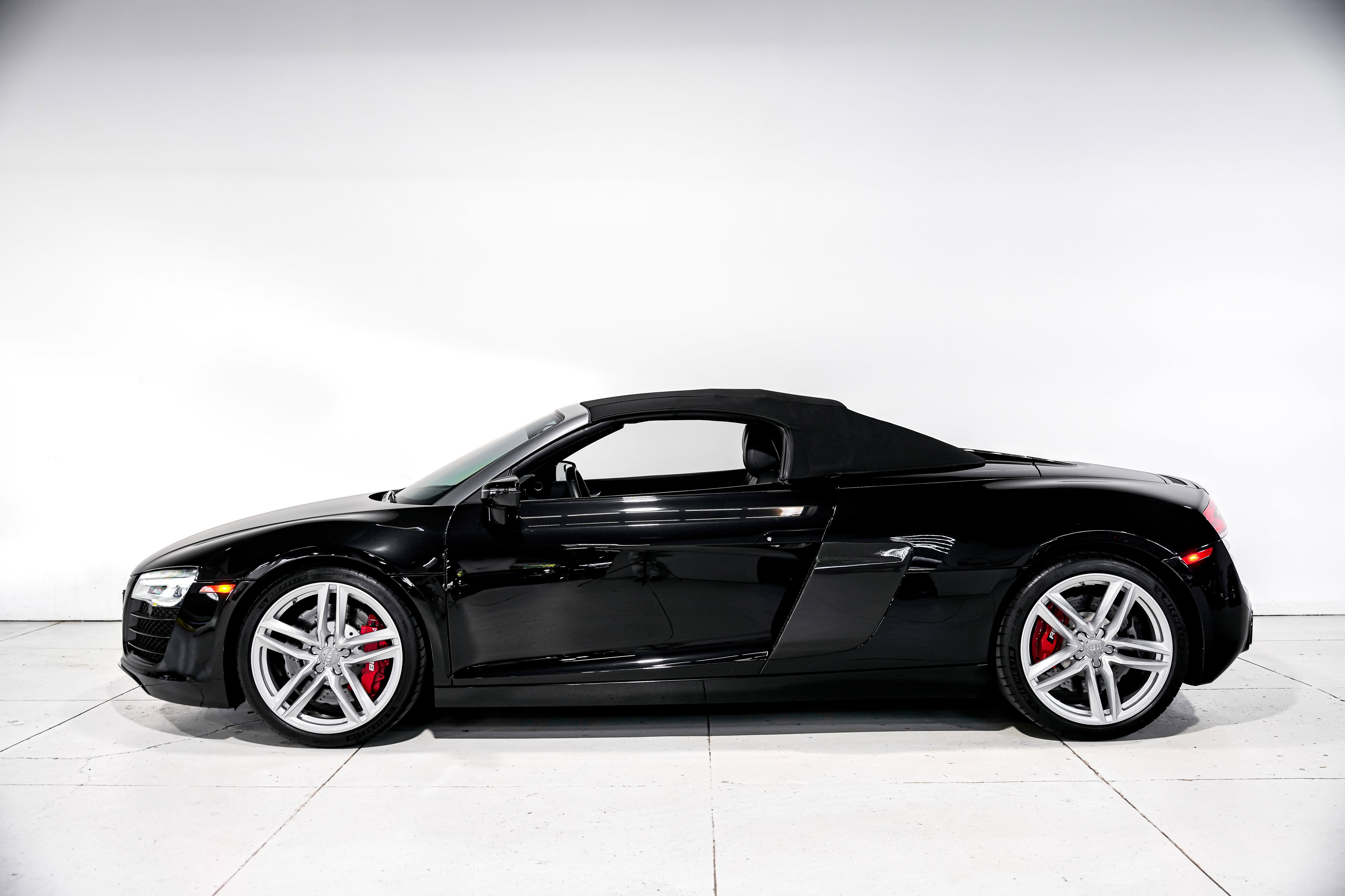 Used 2014 Audi R8 V8 w/ Full Leather Package image 7