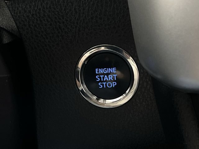 Certified 2017 Toyota Highlander SE AWD/4WD image 18