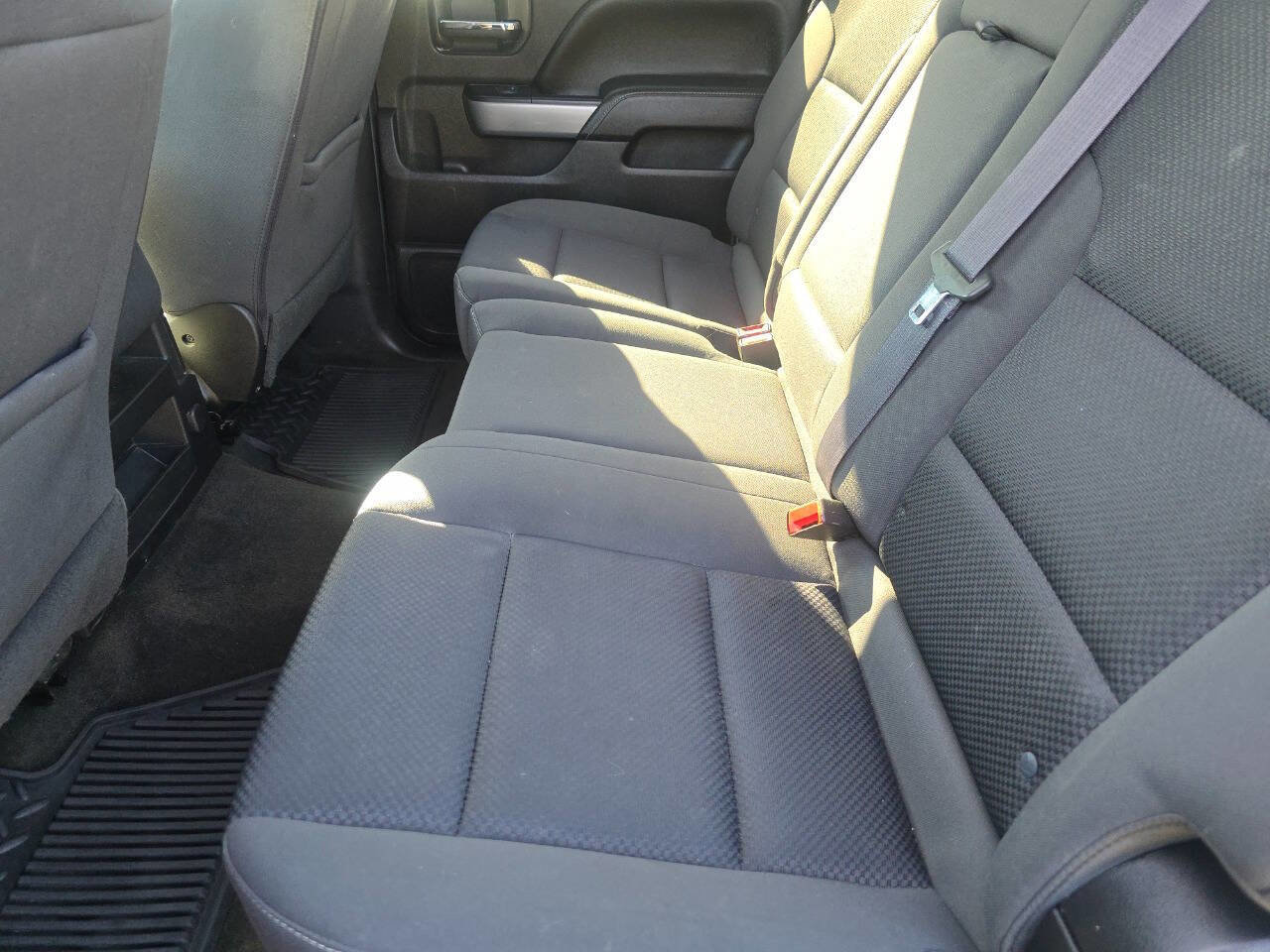 Used 2017 Chevrolet Silverado 1500 LT w/ All Star Edition image 19