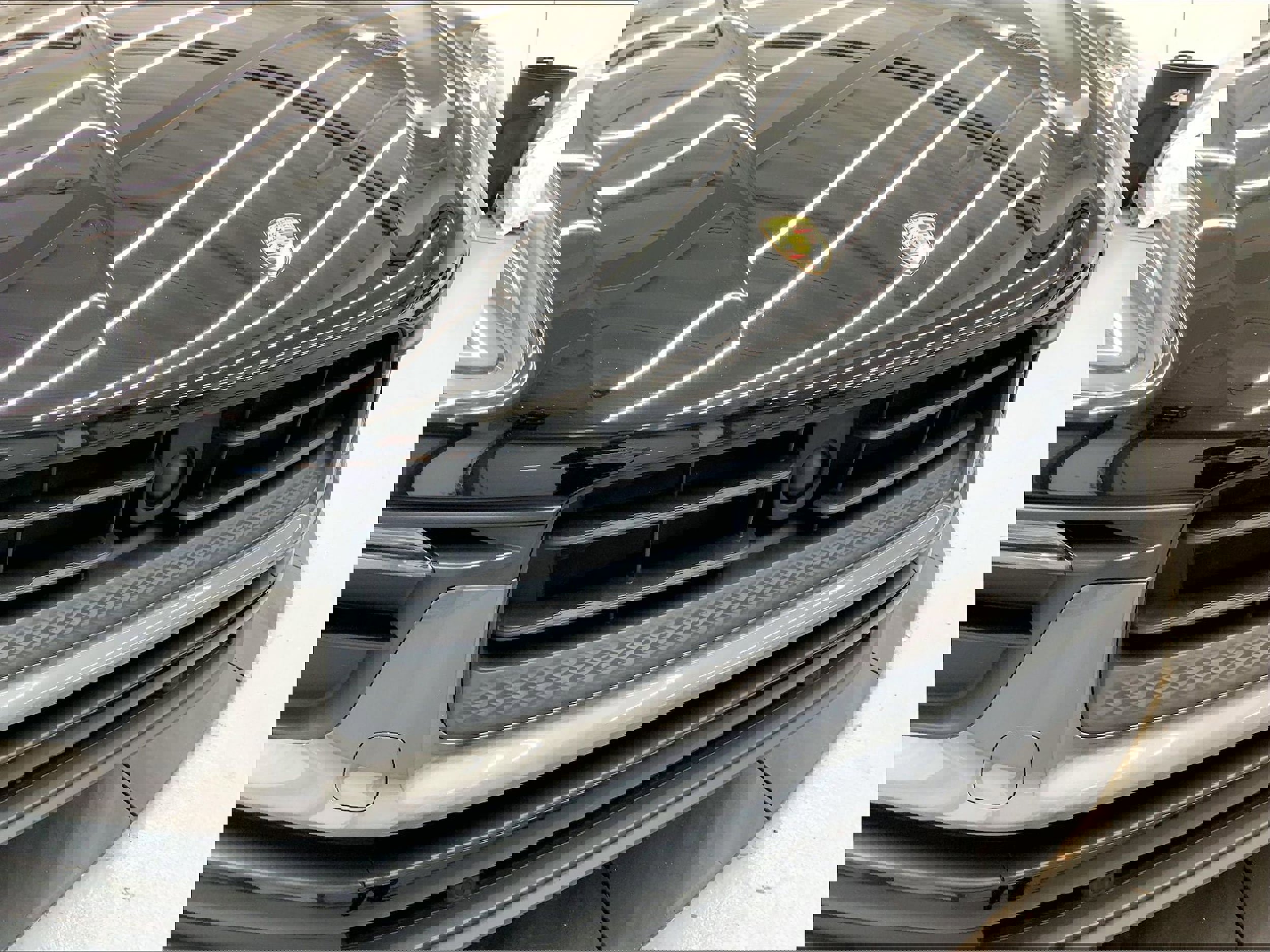 Used 2023 Porsche Macan Turbo image 30