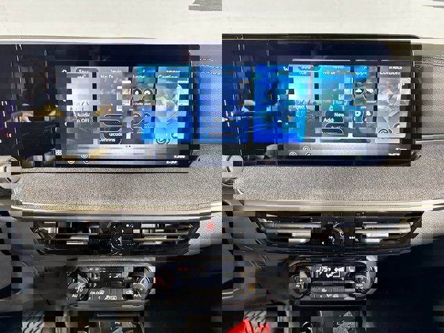 New 2026 Nissan Kicks SV image 13