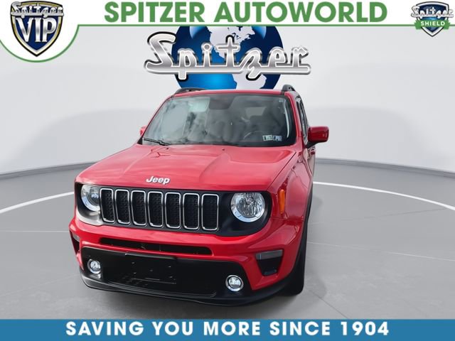 Used 2019 Jeep Renegade Latitude w/ Cold Weather Group image 3