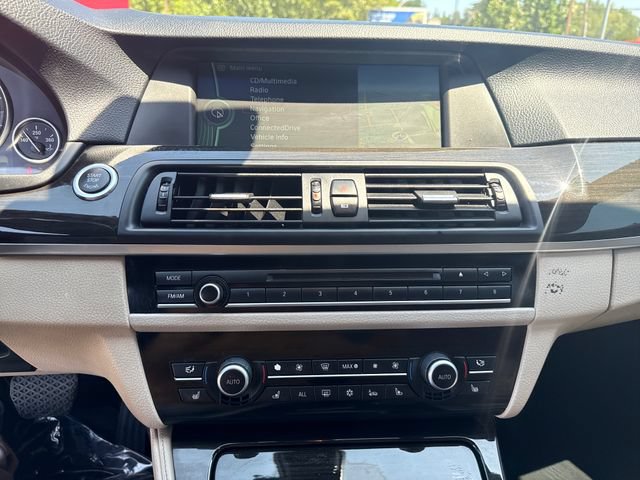 Used 2011 BMW 550i Sedan RWD image 22