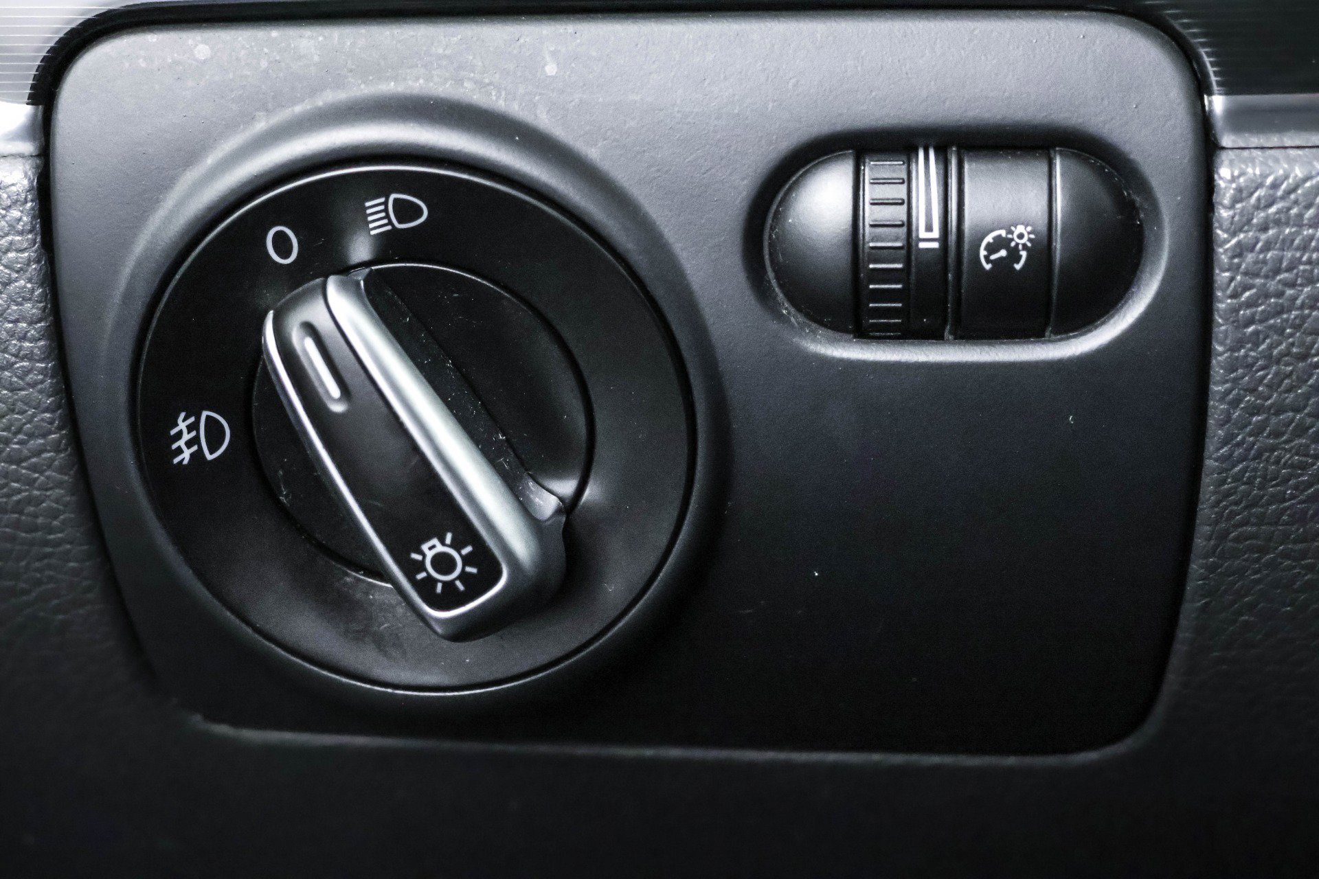 Used 2013 Volkswagen GTI Autobahn image 9