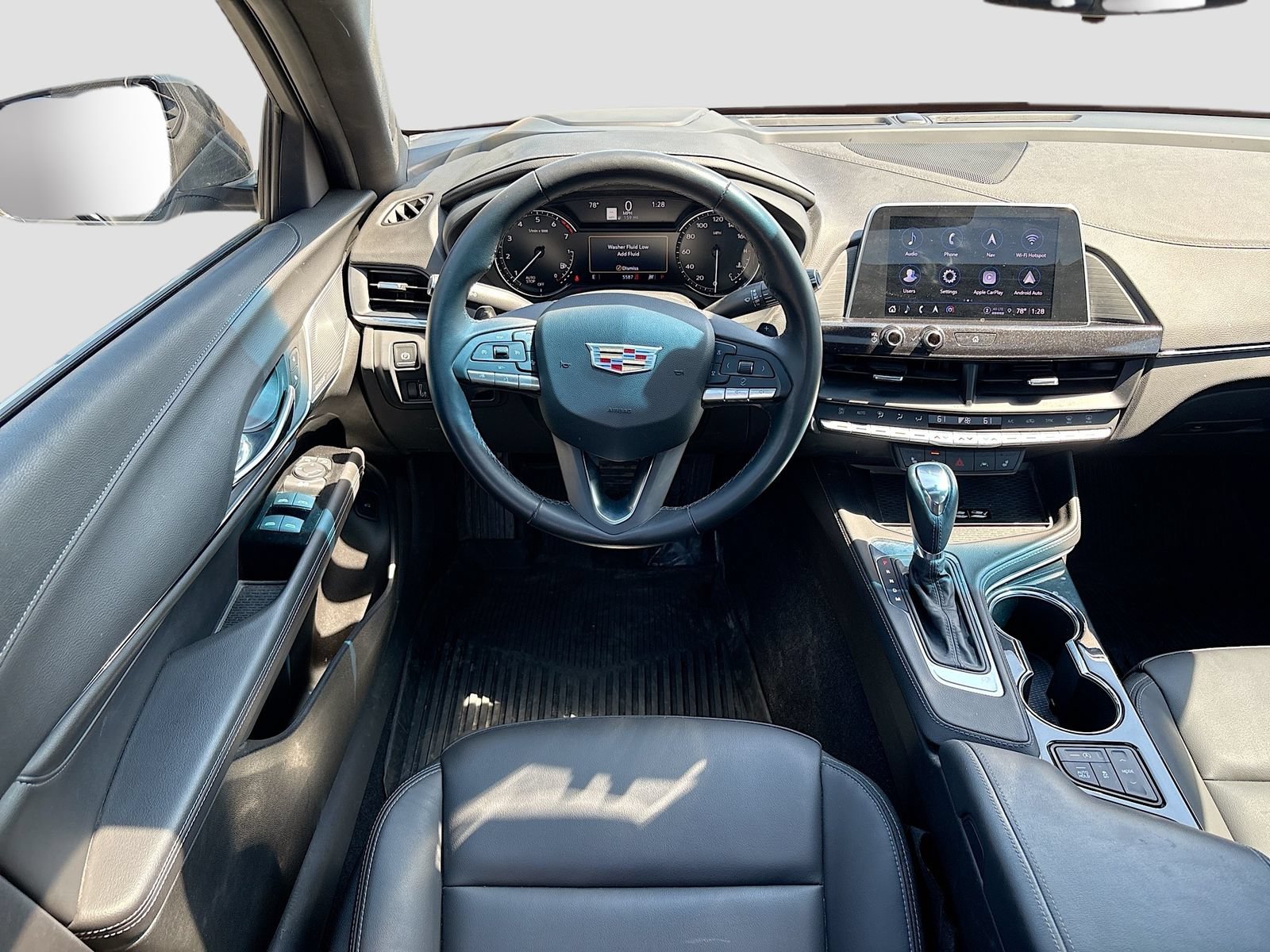 Used 2025 Cadillac CT4 Luxury RWD image 24