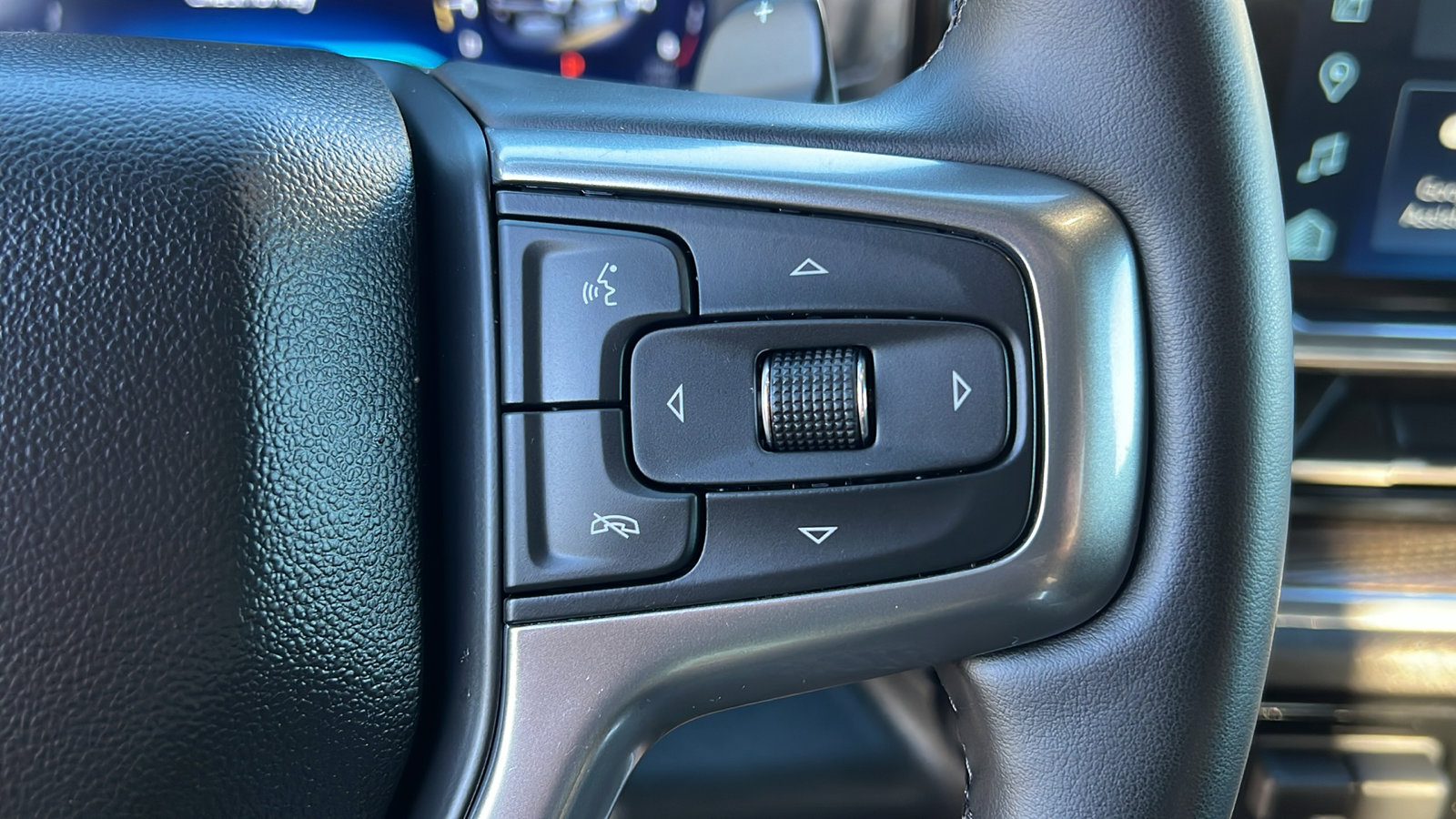 Certified 2025 Chevrolet Silverado 1500 LT Trail Boss w/ Convenience Package II image 28