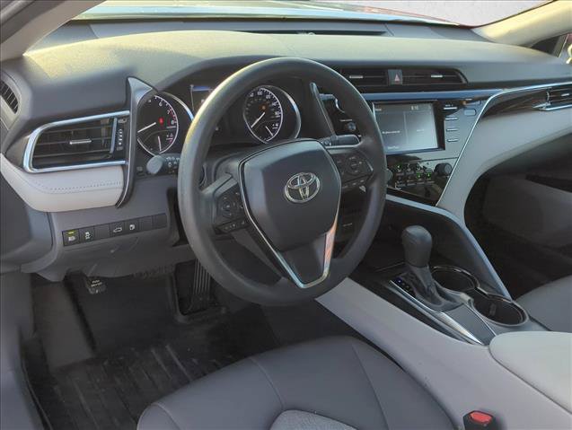 Used 2018 Toyota Camry LE FWD image 9