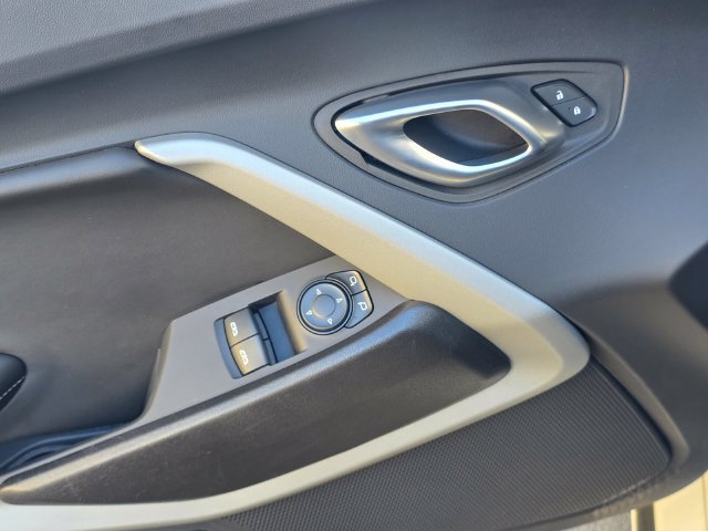Certified 2024 Chevrolet Camaro LT RWD image 11