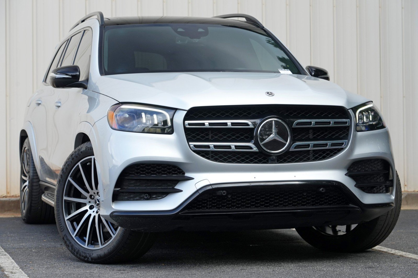 Used 2021 Mercedes-Benz GLS 580 4MATIC image 4