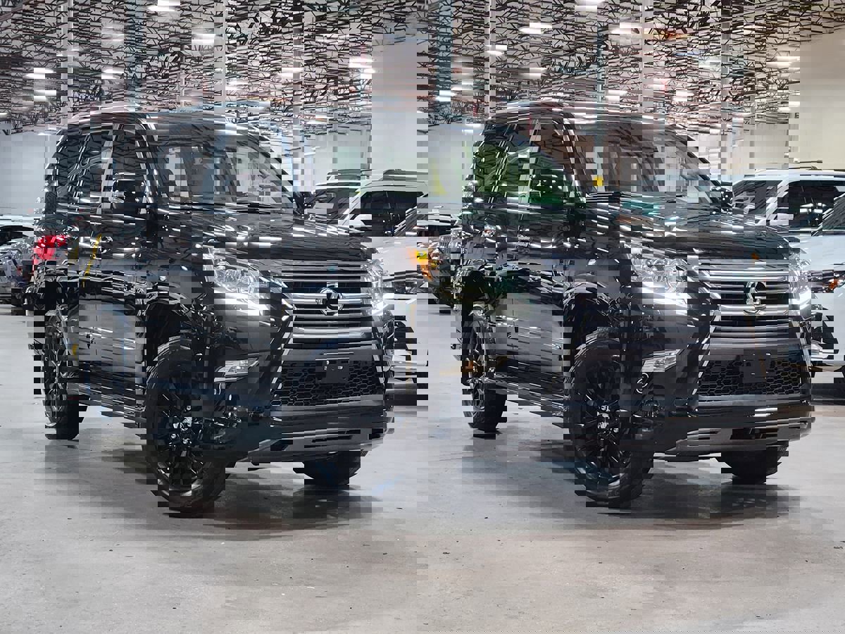 Used 2015 Lexus GX 460 w/ Premium Package image 1