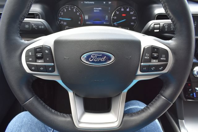 Used 2022 Ford Explorer Limited w/ Limited Technology Package AWD/4WD image 24