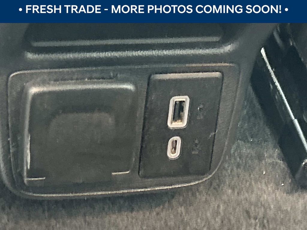 Used 2021 Buick Encore GX Essence w/ Advanced Technology Package image 24