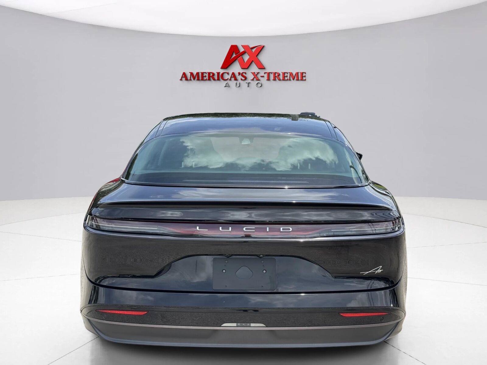 Used 2025 Lucid Air Pure RWD image 5