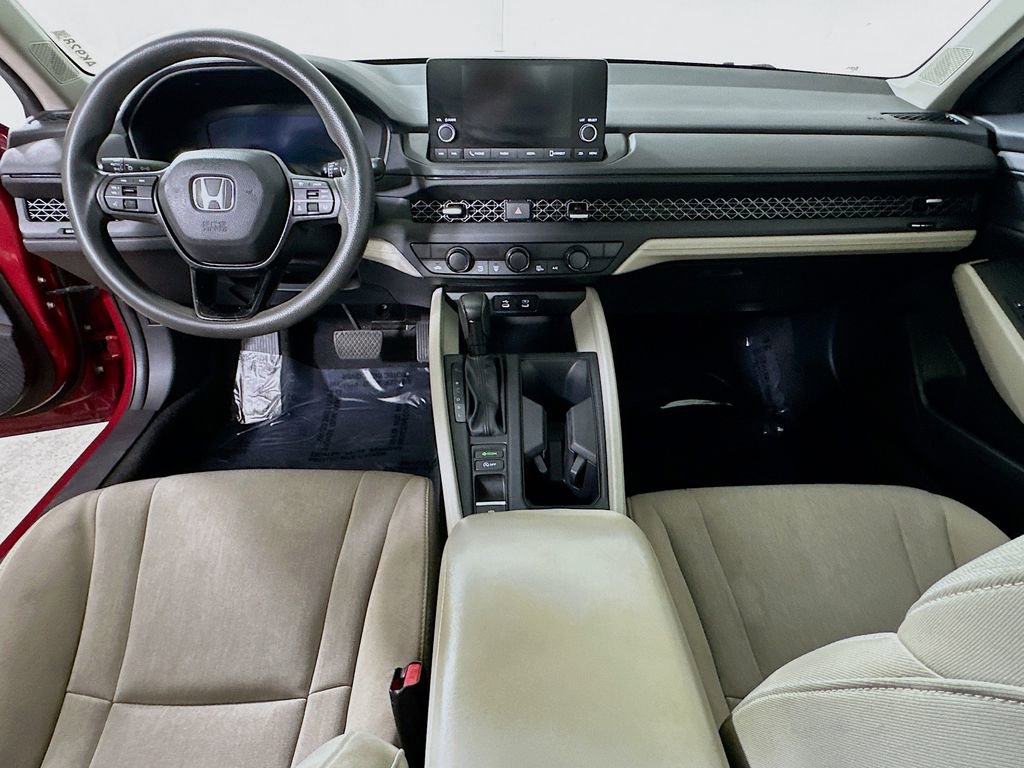 Used 2024 Honda Accord EX image 16