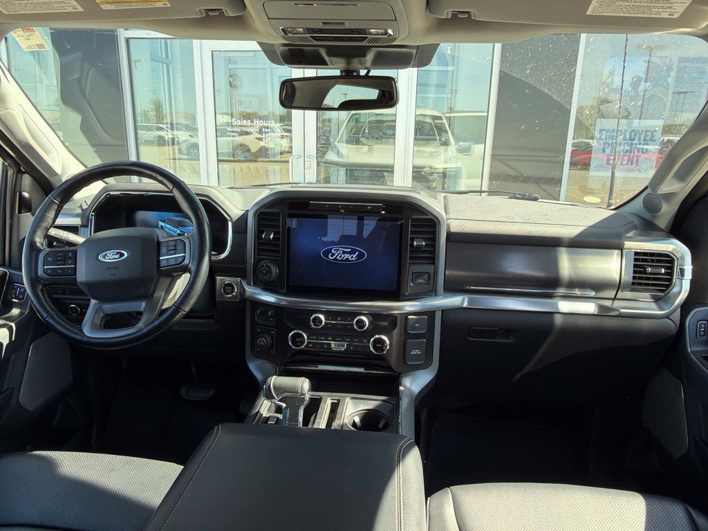 Used 2022 Ford F150 Lariat w/ Equipment Group 502A High AWD/4WD image 16