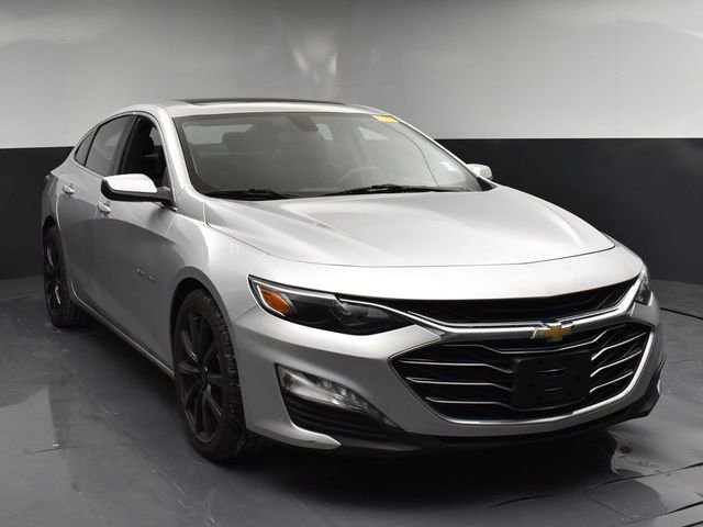 Used 2022 Chevrolet Malibu LT FWD image 2