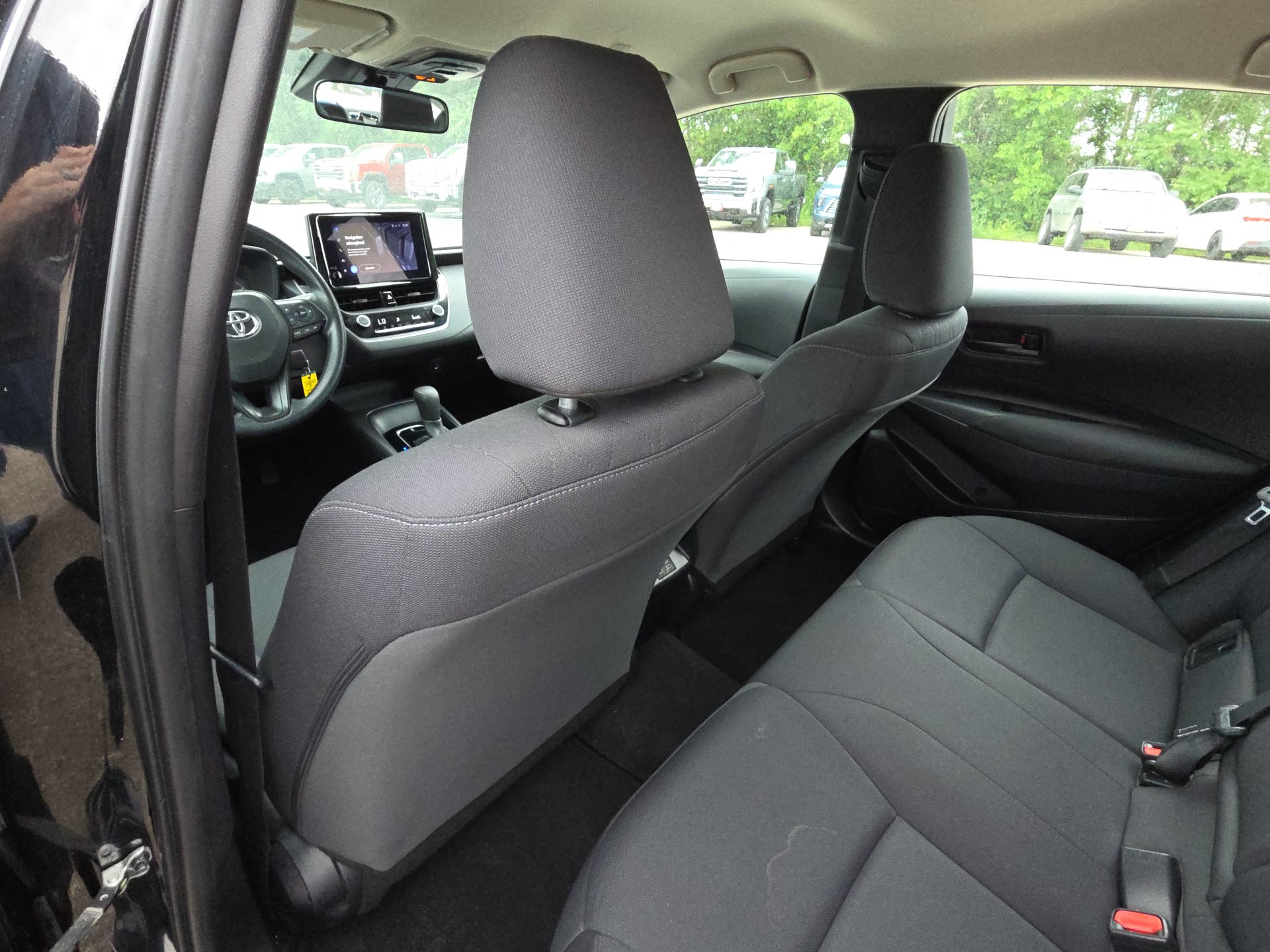 Used 2024 Toyota Corolla LE FWD image 27