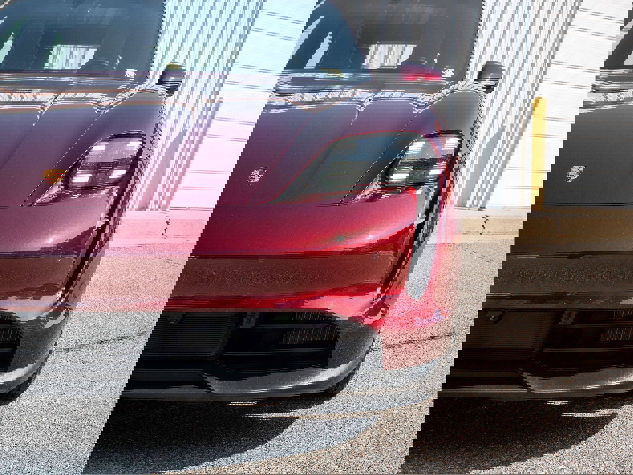 Used 2022 Porsche Taycan 4S image 13