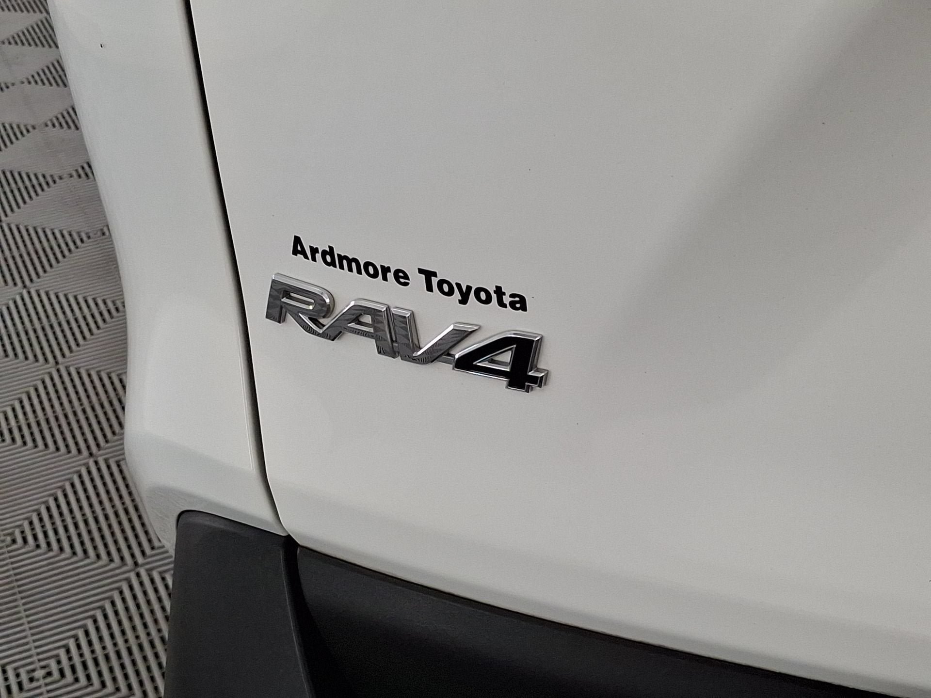 Certified 2023 Toyota RAV4 LE AWD/4WD image 23