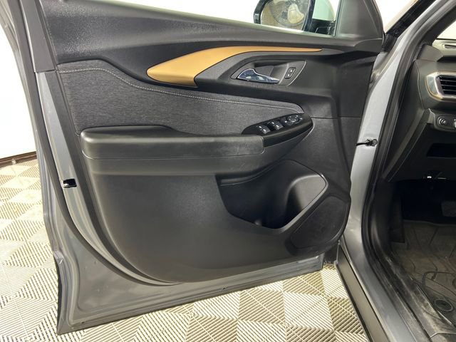 Used 2023 Chevrolet TrailBlazer ACTIV image 11