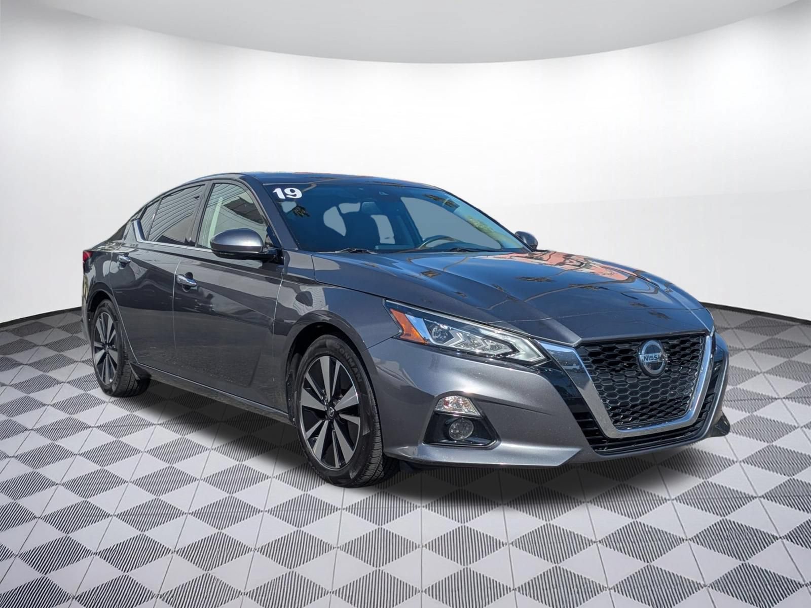 Used 2019 Nissan Altima 2.5 SL FWD image 7