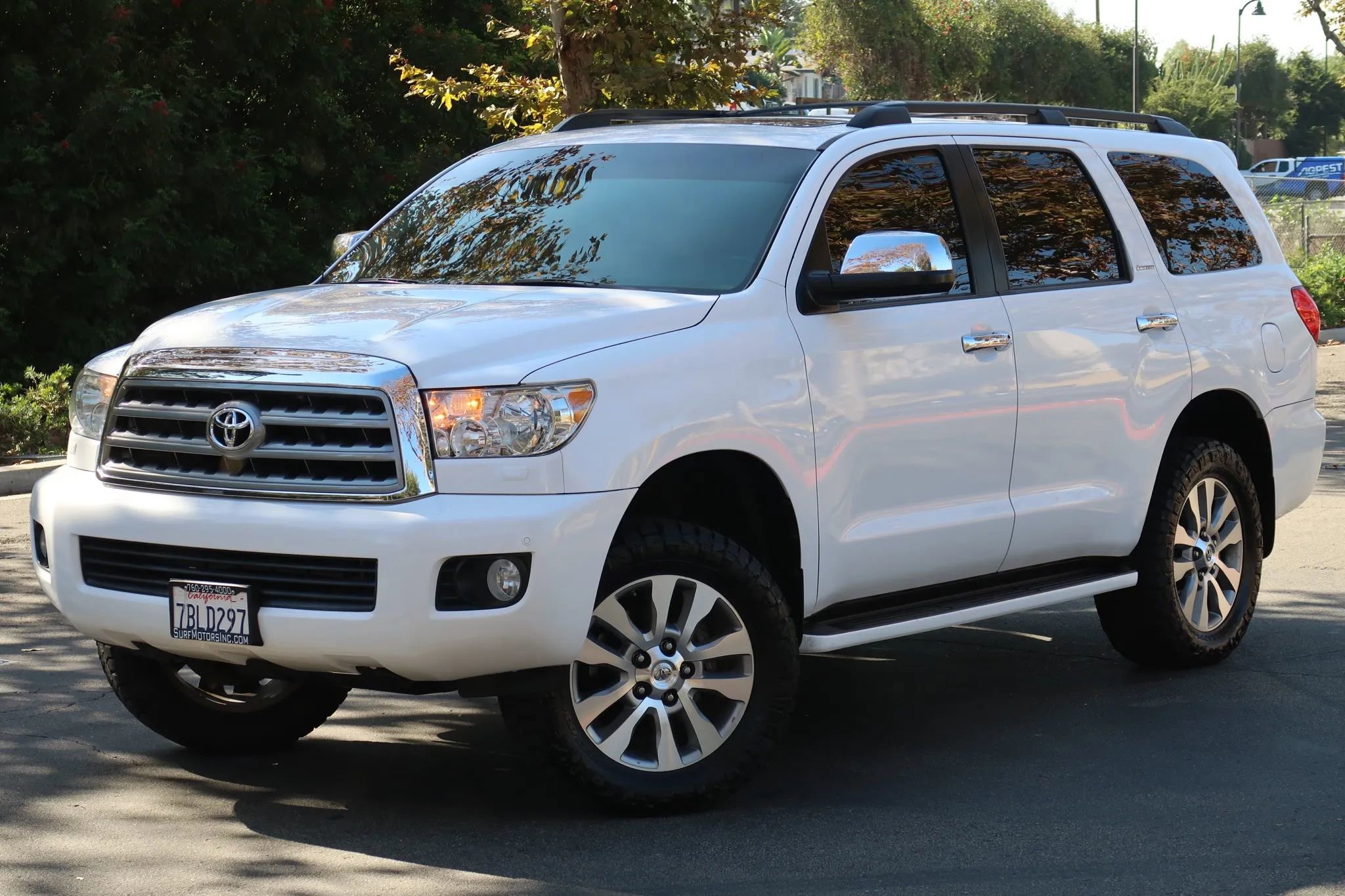 Used 2013 Toyota Sequoia Limited image 2
