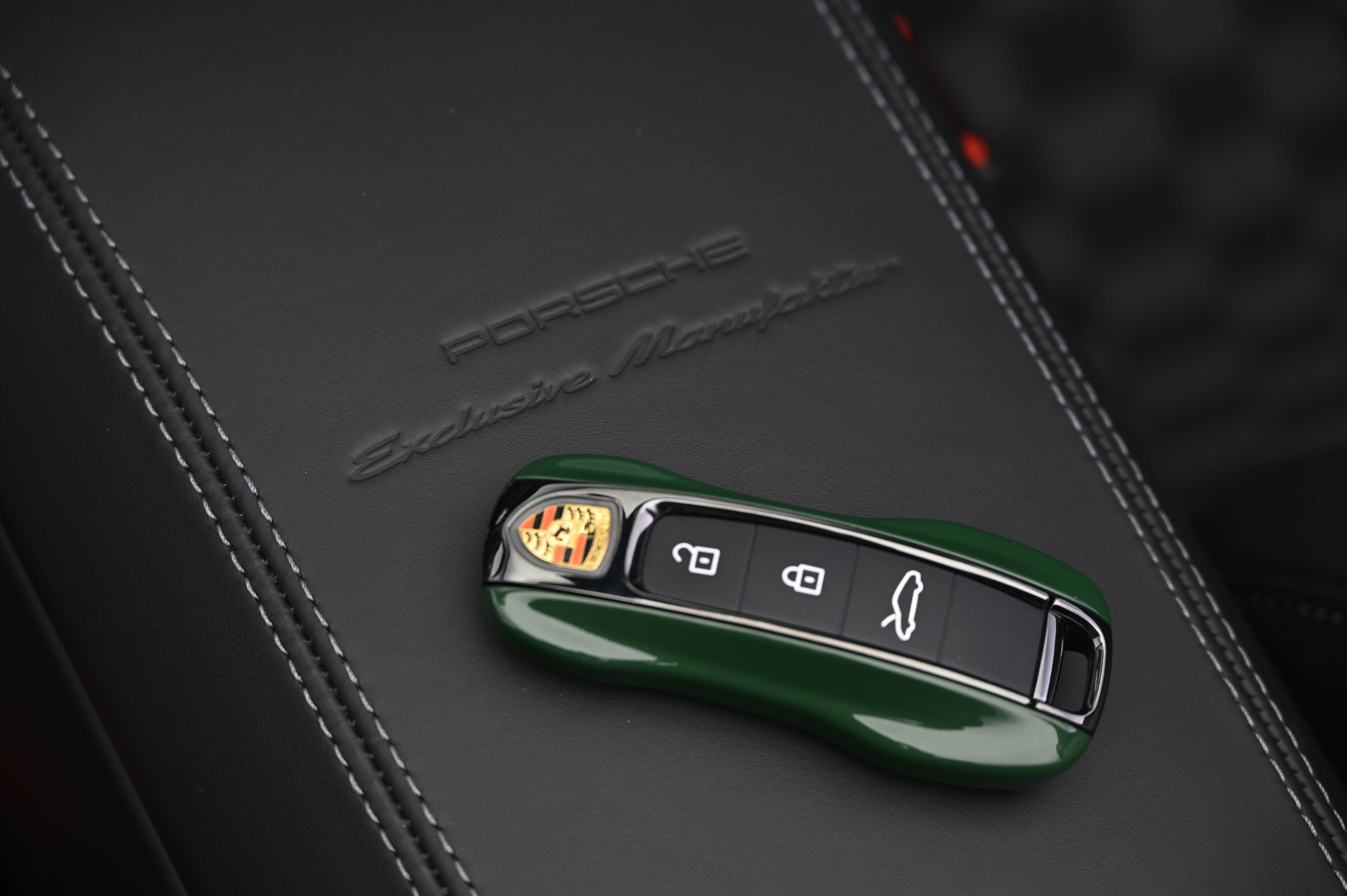 Certified 2026 Porsche 911 GTS image 38