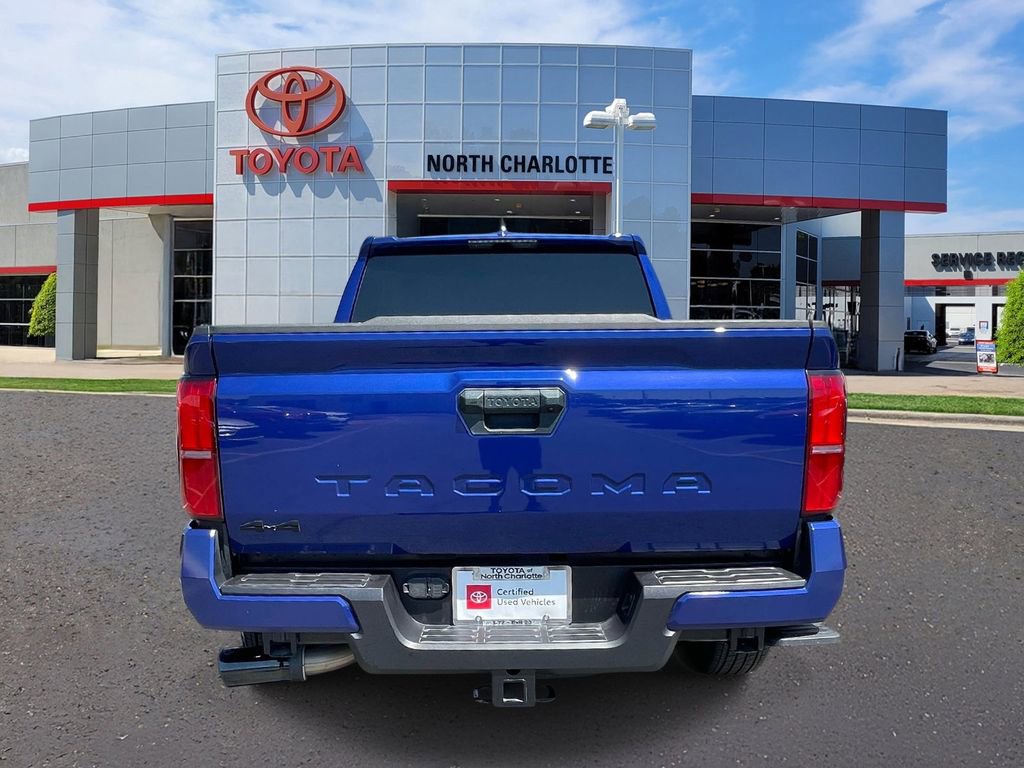Used 2025 Toyota Tacoma TRD Sport AWD/4WD image 7