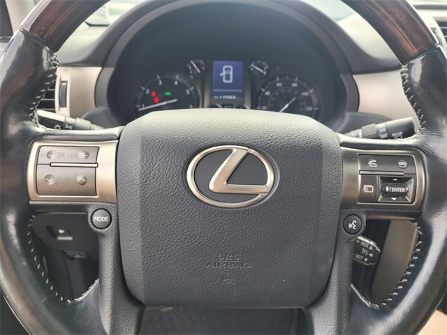 Used 2016 Lexus GX 460 Luxury w/ Preferred Accessory Package image 22