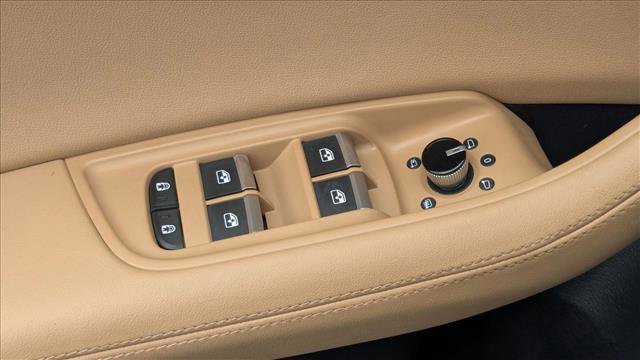 Used 2023 Audi Q8 Premium Plus w/ Premium Plus Package image 13