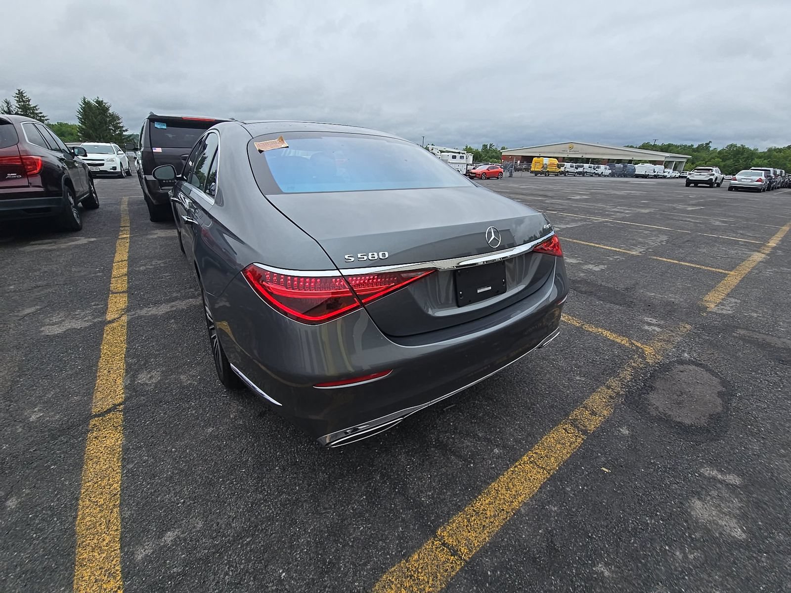 Used 2024 Mercedes-Benz S 580 4MATIC Sedan w/ Warmth & Comfort Package image 8
