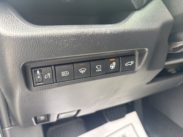 Used 2022 Toyota RAV4 XSE image 8